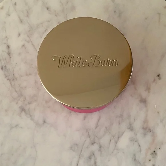 **NEW**. White Barn Cactus Blossom 3 wick candle - Picture 2 of 4